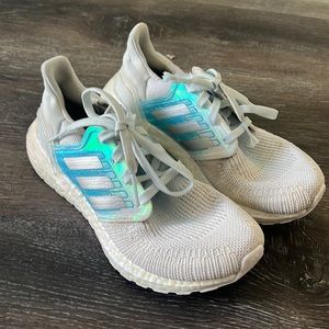 Adidas sneakers, will fit larger than 5.5 more like size 7